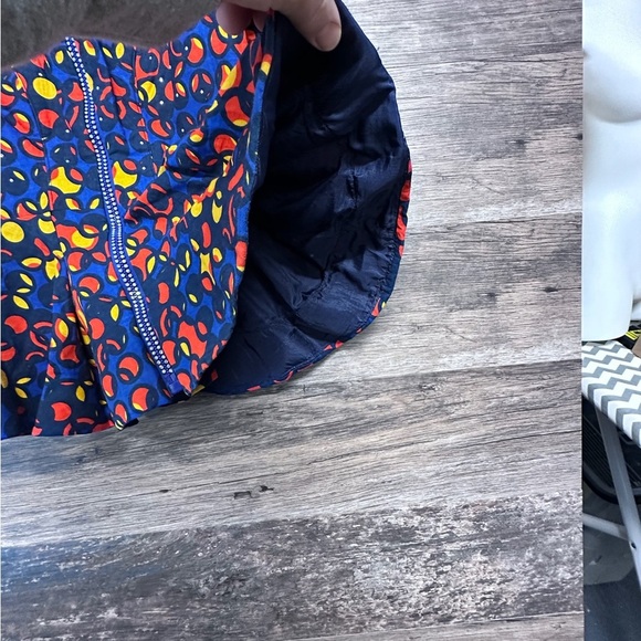 Colorful Full Zip Women's Blouse Top - Picture 4 of 9